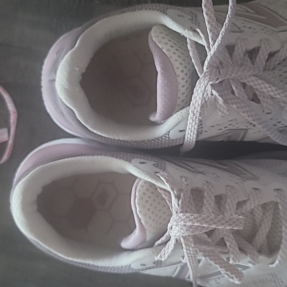 New Balance Women's Fresh Foam 680 V7 Running Sneakers Size 8 - Picture 8 of 9